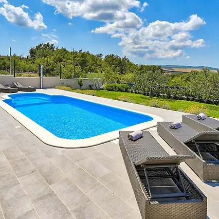 Immortelle Будинок відпочинку *