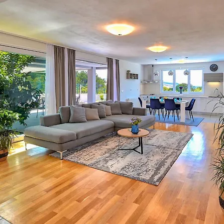 Immortelle 度假居 *